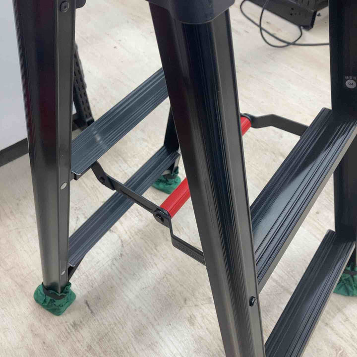 ◇長谷川工業(Hasegawa) 専用脚立 脚軽 BLACK 3段 RZB-09b (0.79m) (17761)【2020年モデル】【川越店】