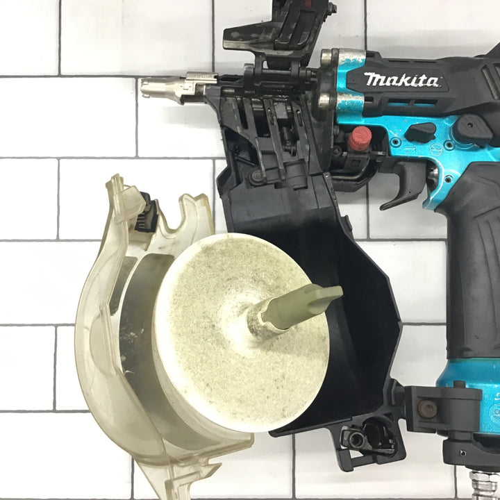 ★マキタ(makita) 高圧エア釘打ち機 AN534HM【所沢店】