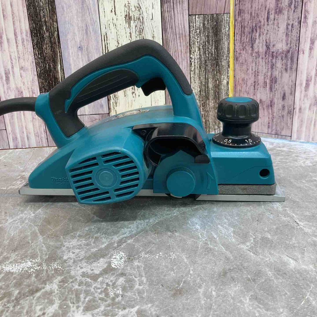 ☆マキタ(makita) 電気カンナ KP0800A【八潮店】