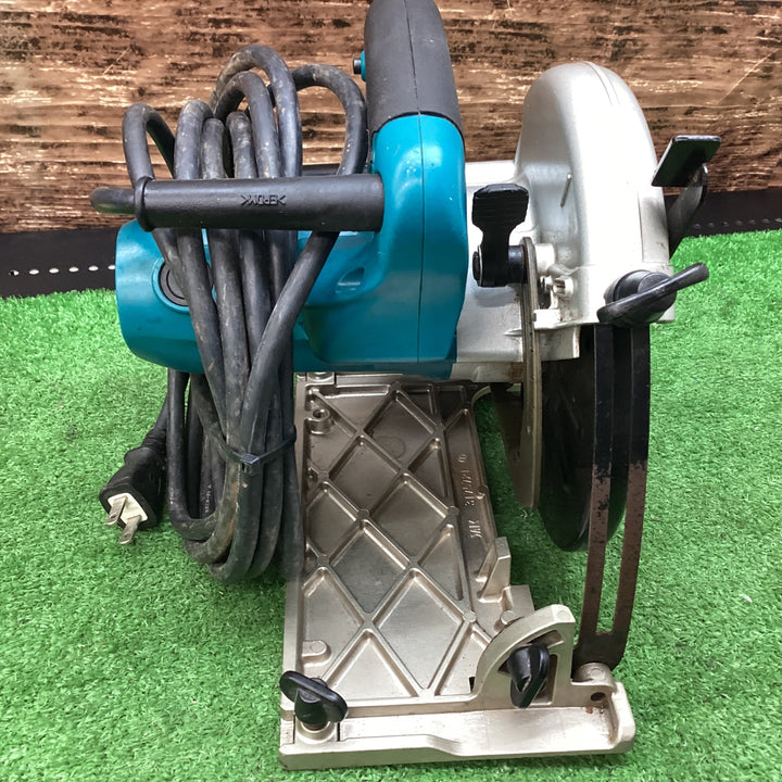 マキタ(makita) 際切丸のこ 5840BA 使用できる刃物外径	180～190mm 動作確認済【川越店】