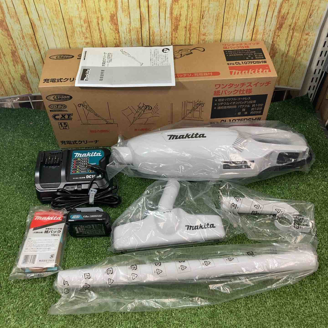 マキタ(Makita) 充電式クリーナ 10.8V バッテリー・充電器付 CL107FDSHW【川崎店】