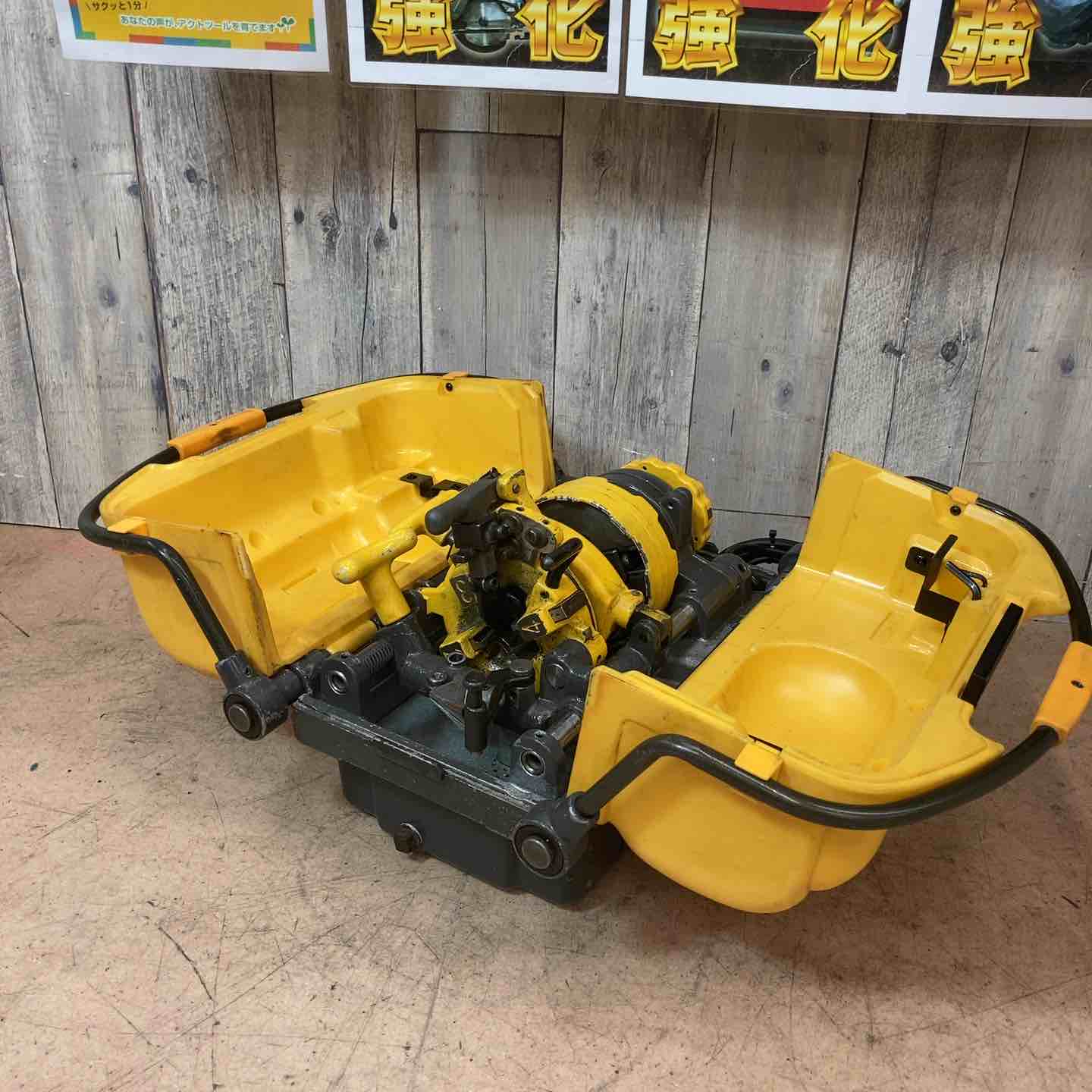 REX ねじ切り機 Rexstar25　中古品 中古品】 レッキス(REX) ねじ切り機 S25A3 Rexstar25 レッキススター