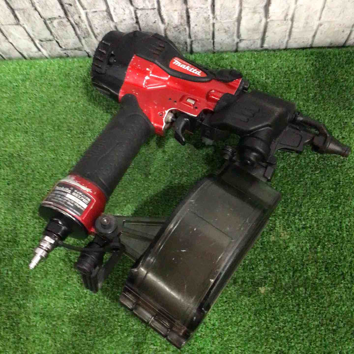 ★マキタ(makita) 高圧エア釘打ち機 AN510HS【川口店】