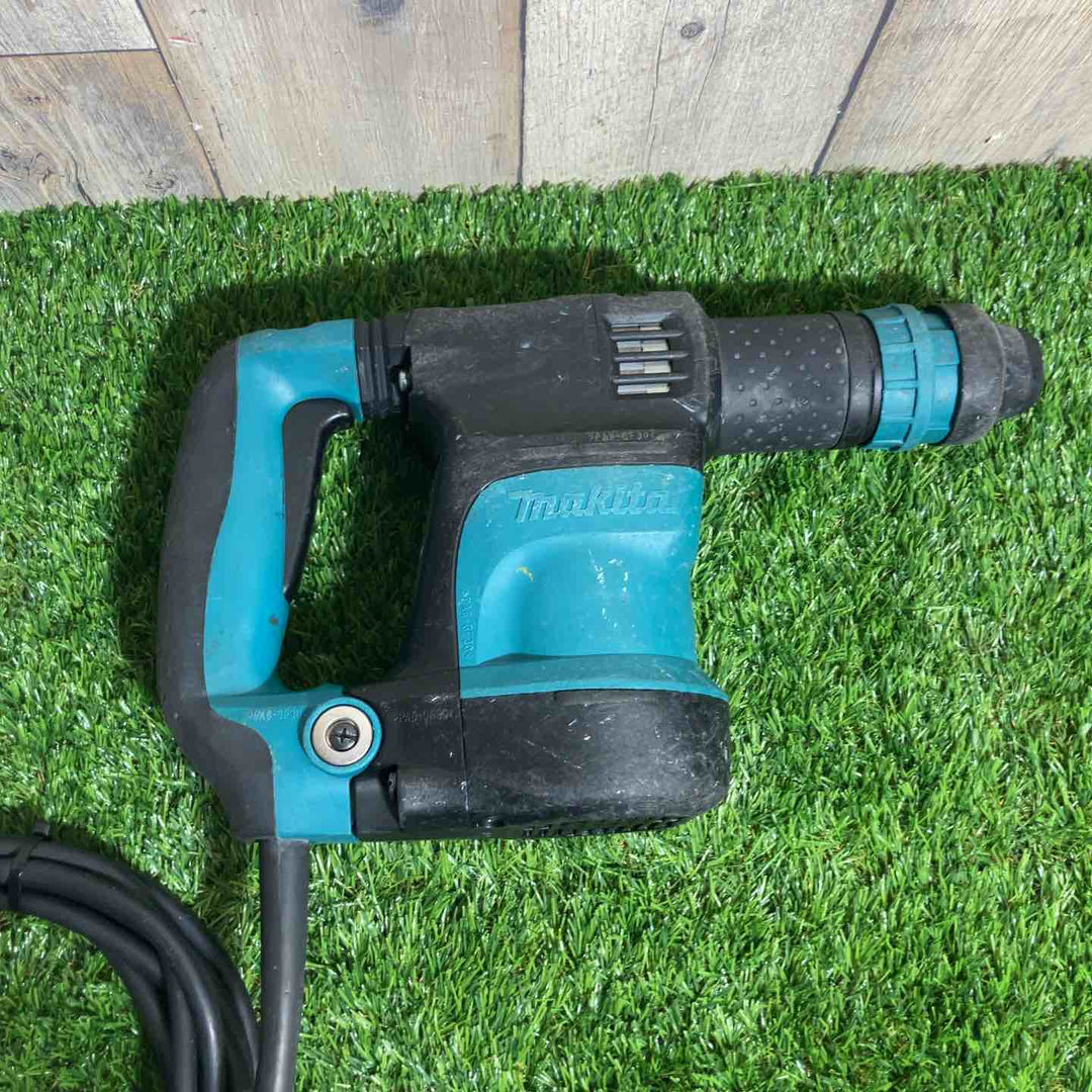 ★マキタ(makita) 電動ケレン スタンダードタイプ HK1820【戸田店】