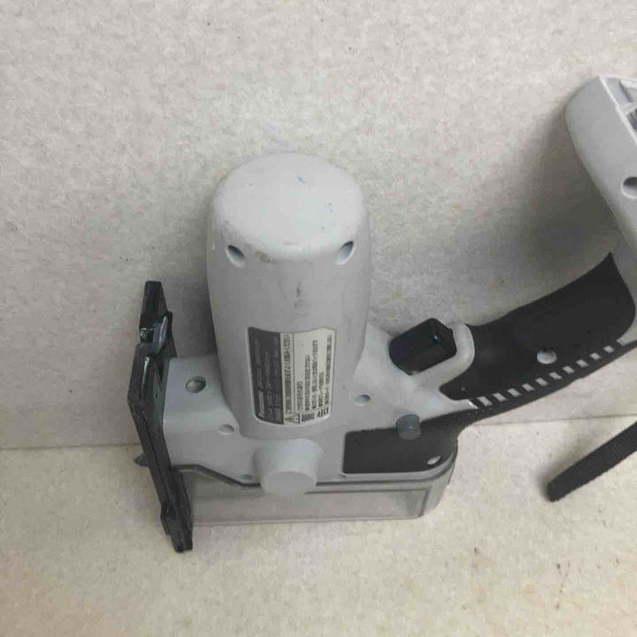 ◇パナソニック(Panasonic) コードレス角穴カッター本体のみ EZ4543X-B【町田店】