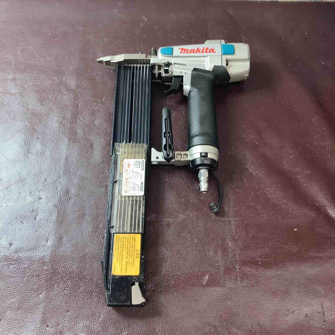【中古品】 マキタ(makita) 常圧フィニッシュネイラ AF502N 【東大和店】
