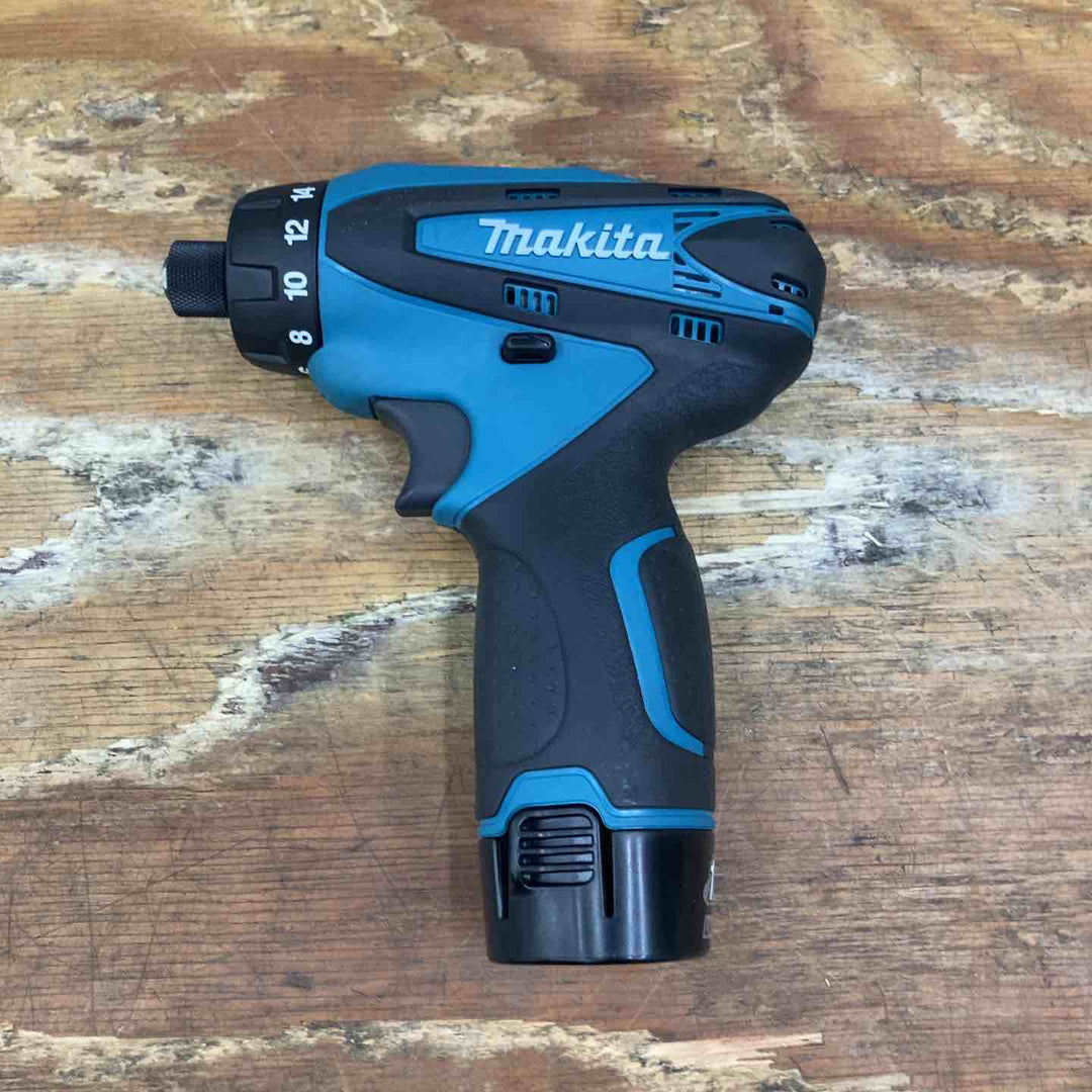 ☆マキタ(makita) コードレスドリルドライバー DF030DWX【柏店】