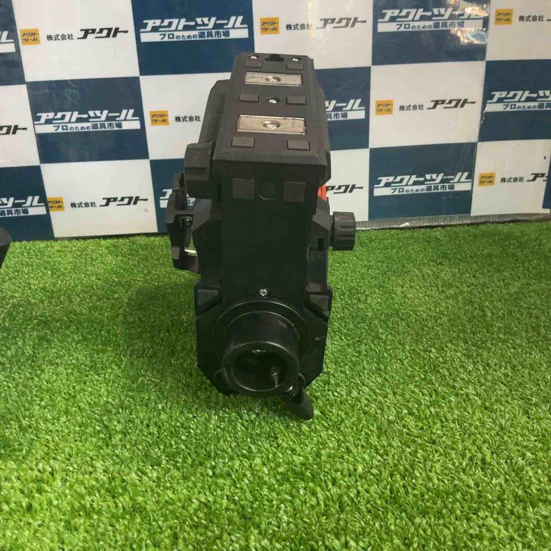 ◇ヒルティ(HILTI) グリーン コードレスレーザー墨出し器 フルライン PM30-MG【草加店】