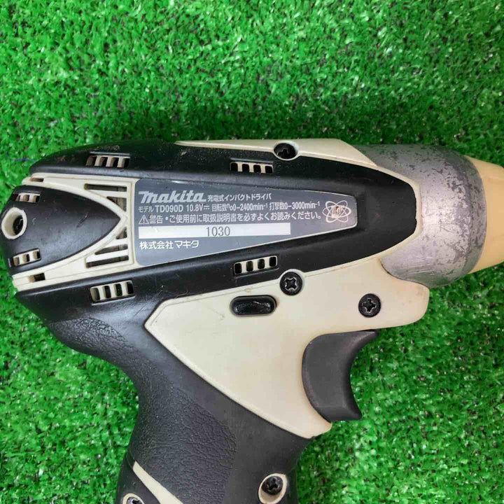 ☆マキタ(makita) コードレスインパクトドライバ TD090DWXW ライト付き【岩槻店】