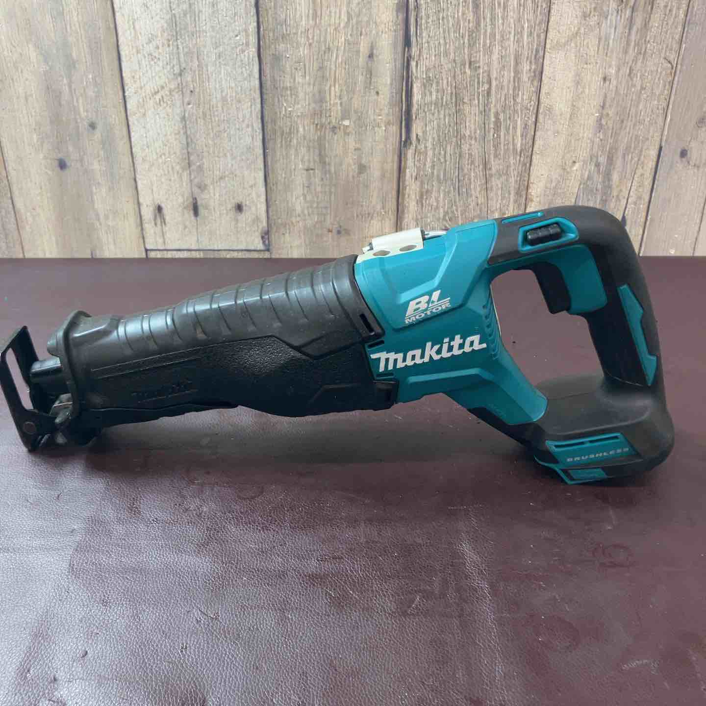 【中古品】 マキタ/makita コードレスレシプロソー JR187DZ 【鴻巣店】 ☆マキタ(makita) コードレスレシプロソー JR187DZK【鴻巣店】の通販