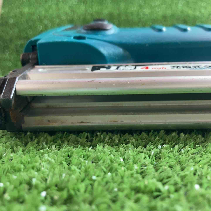 ☆マキタ(makita) コードレスタッカ ST420DZK【川崎店】