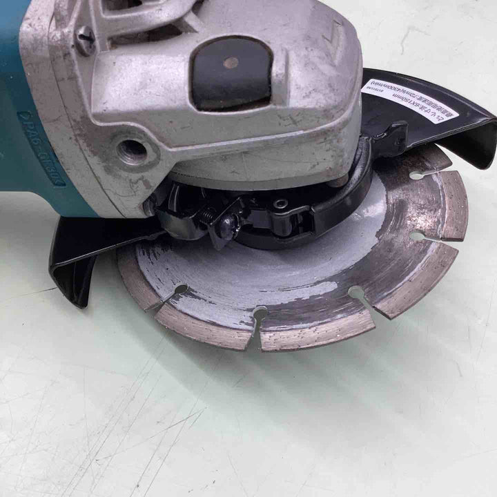 ◇マキタ(makita) 150mm電子ディスクグラインダ 9566CV【越谷店】
