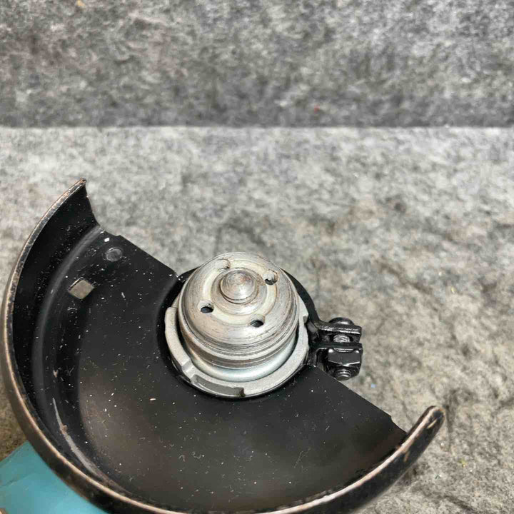 マキタ(makita) 100mmディスクグラインダ GA4032【桶川店】