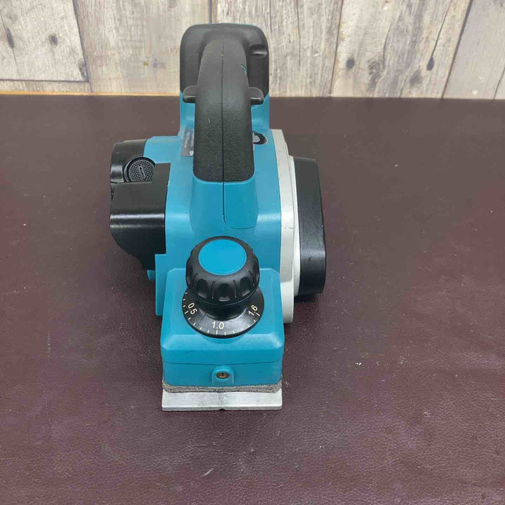 【中古品】 マキタ(makita) 14.4V コードレスカンナ KP140DRF フルセット品 【東大和店】