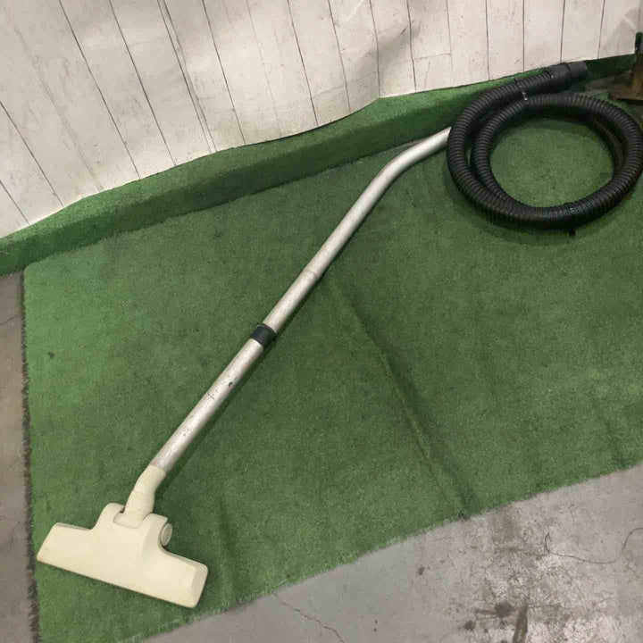 【店頭受取り限定】◇マキタ(makita) 集じん機 407 動作確認済【川口店】