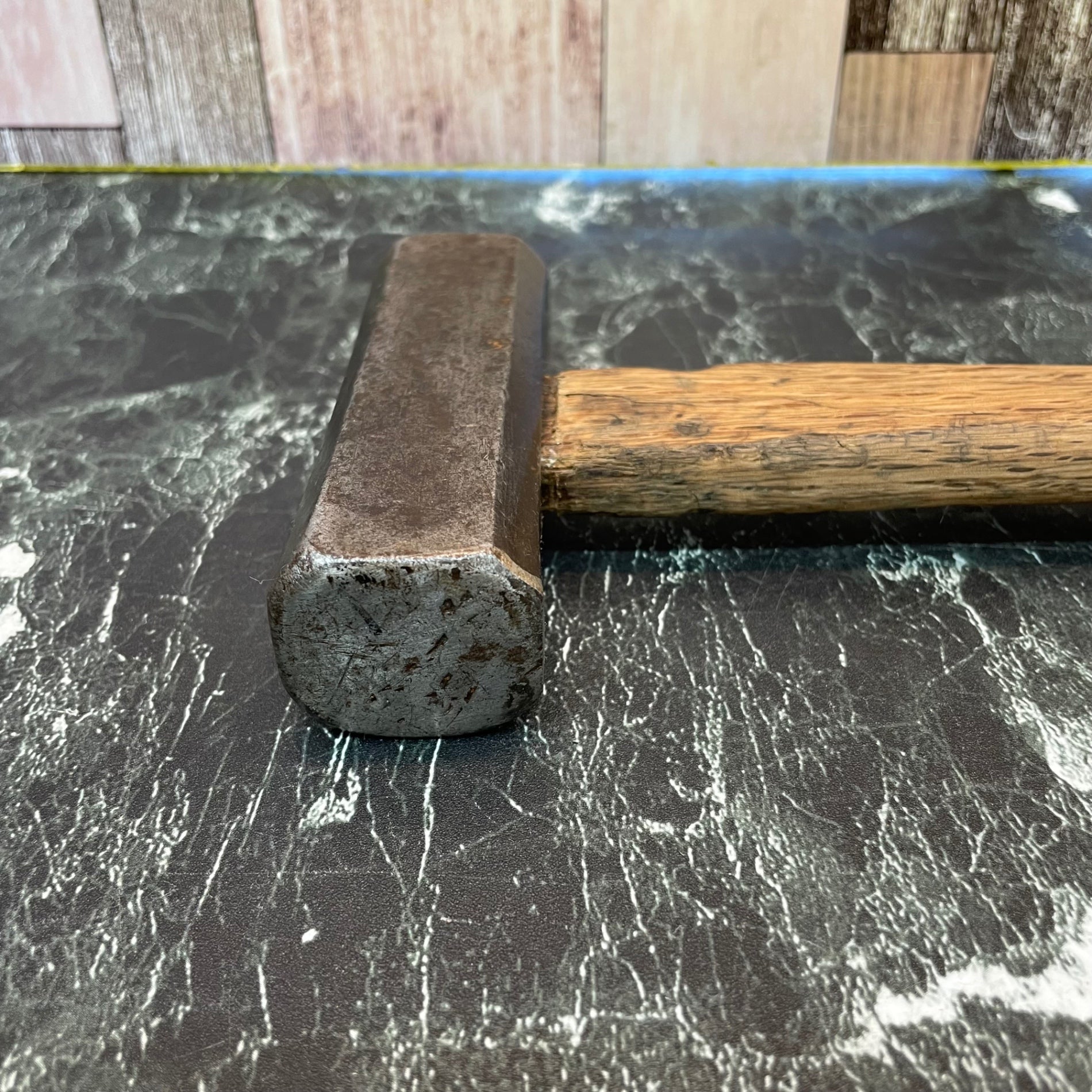 菱貫】八角玄翁 柄付き 約765g【八潮店】 – アクトツール
