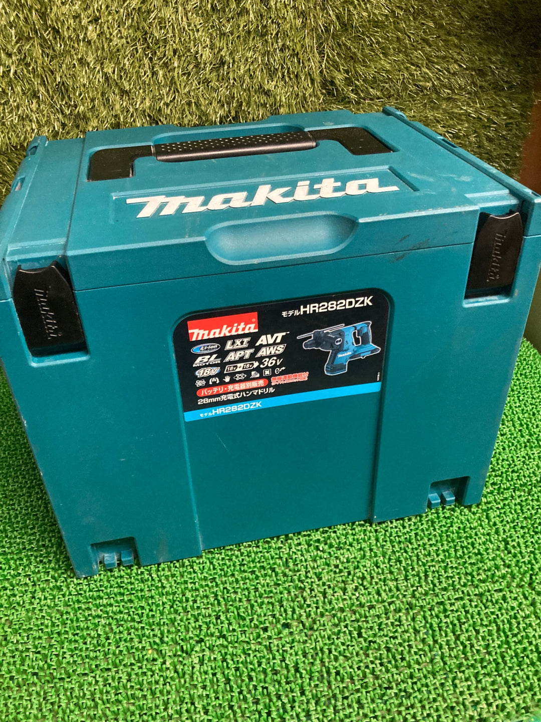 ★マキタ(makita) コードレスハンマドリル HR282DZK　穴あけ能力 コンクリート 28mm　ハツリ可能3モード　【川口店】