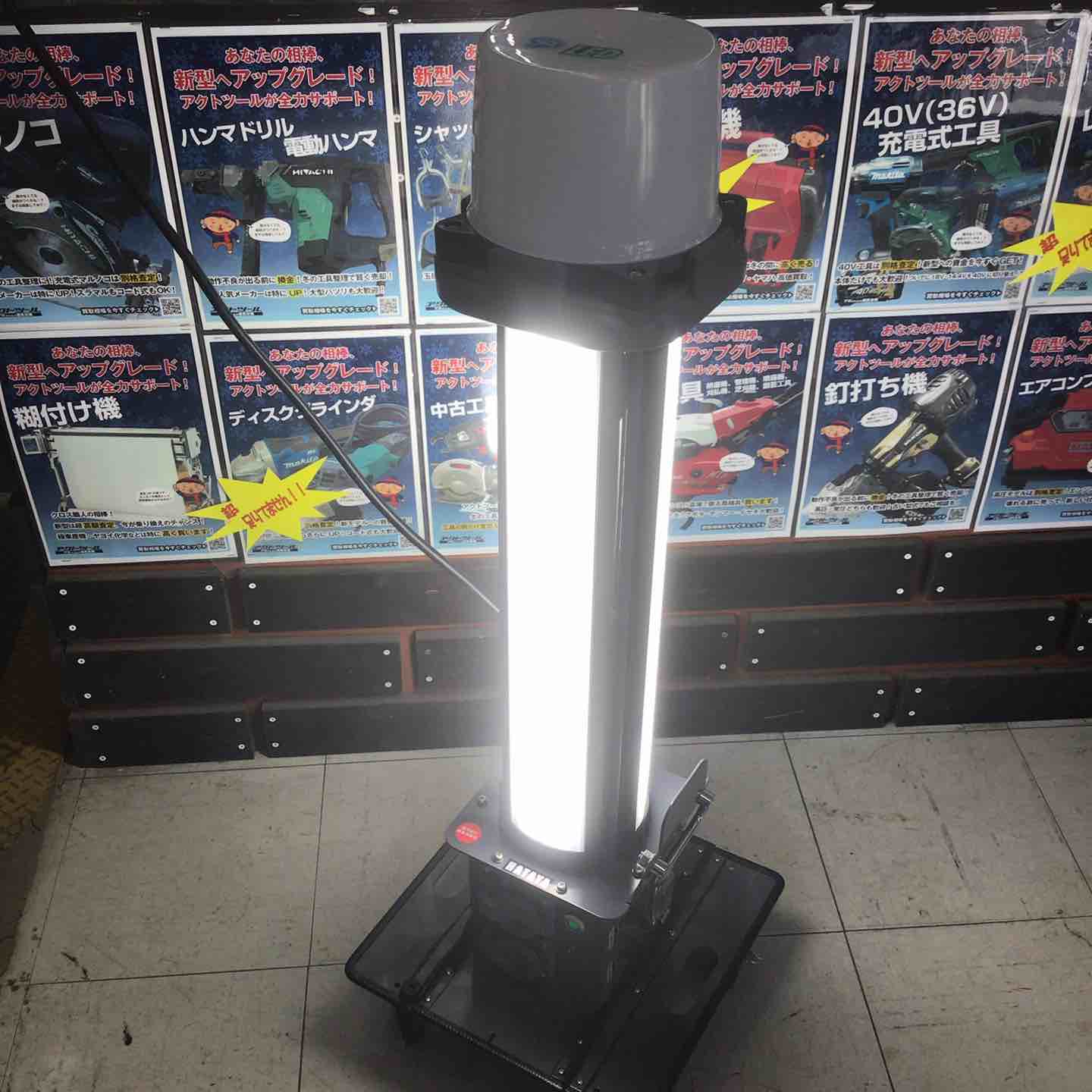 HATAYA 屋外用LEDスタンドライト LLX-W200K 中古 中古美品 / 店頭受取り限定】 ハタヤ /HATAYA 屋外用LEDライトスタンド