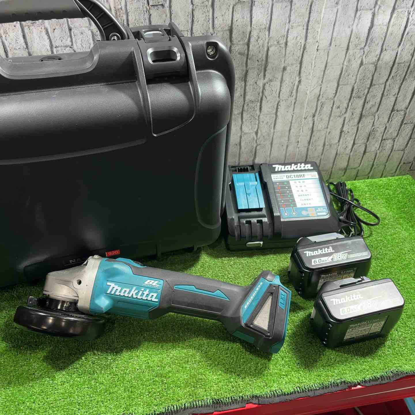 中古品】☆マキタ(makita) 100mmコードレスディスクグラインダ