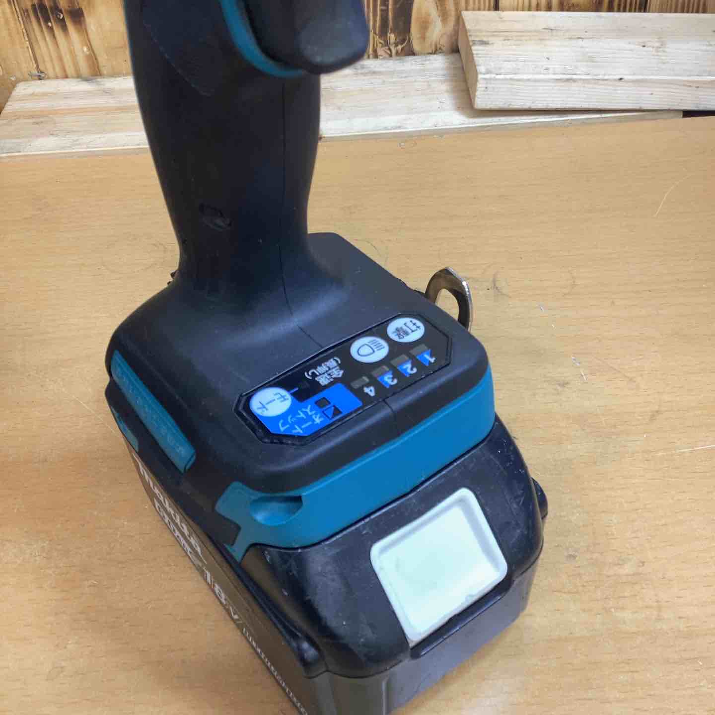 ☆マキタ(makita) コードレスインパクトレンチ TW300DRGX【越谷店