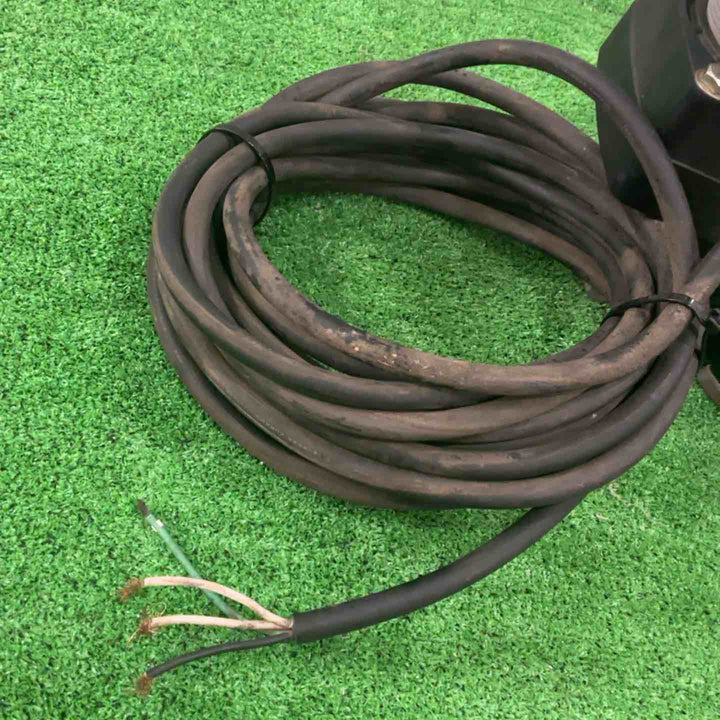 新明和 水中ポンプ CR65-F65N-1.5 200V三相【川口店】