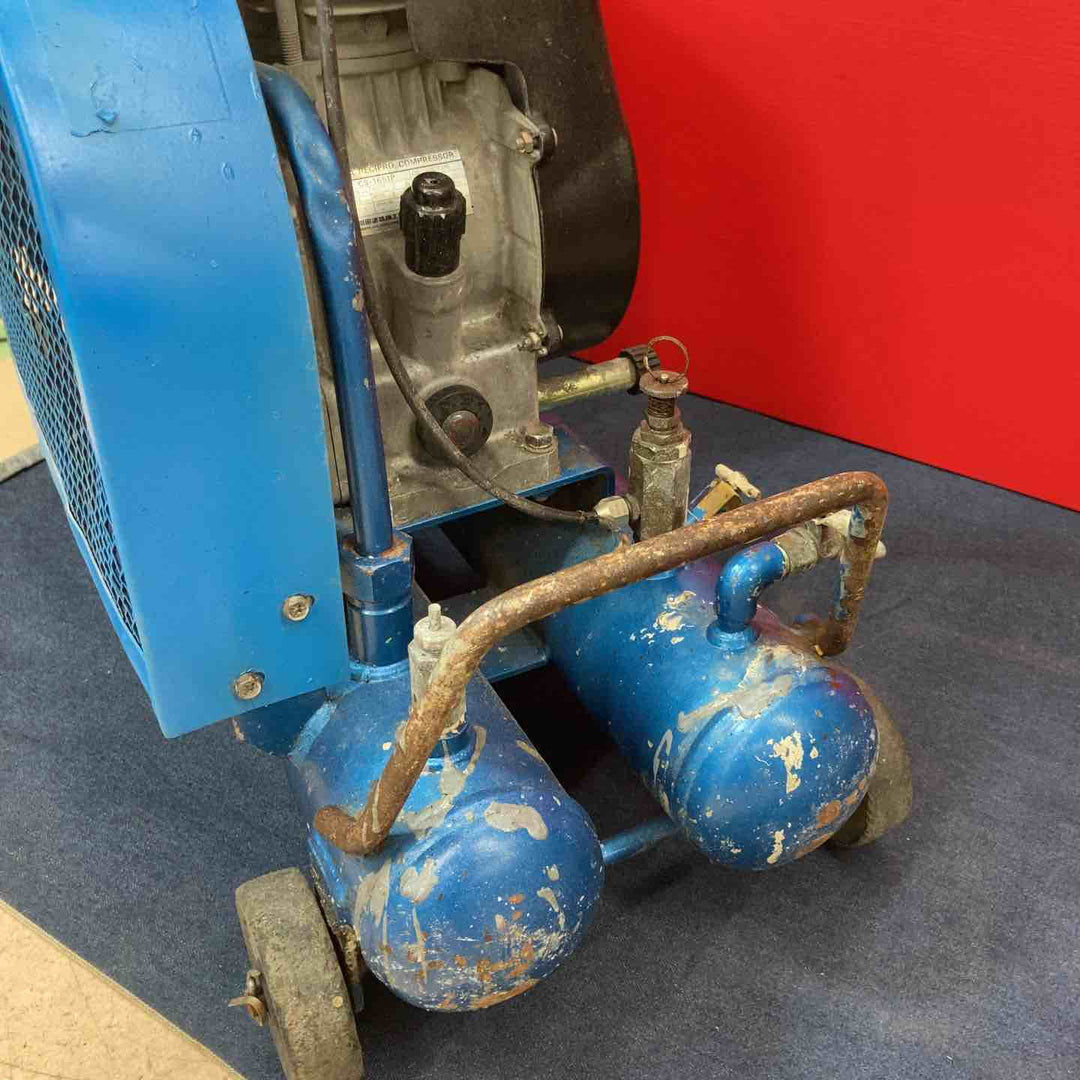 【中古品/店頭受取り限定】アネスト岩田 iwata 3.5馬力エンジンコンプレッサー SUE-152PB【東大和店】