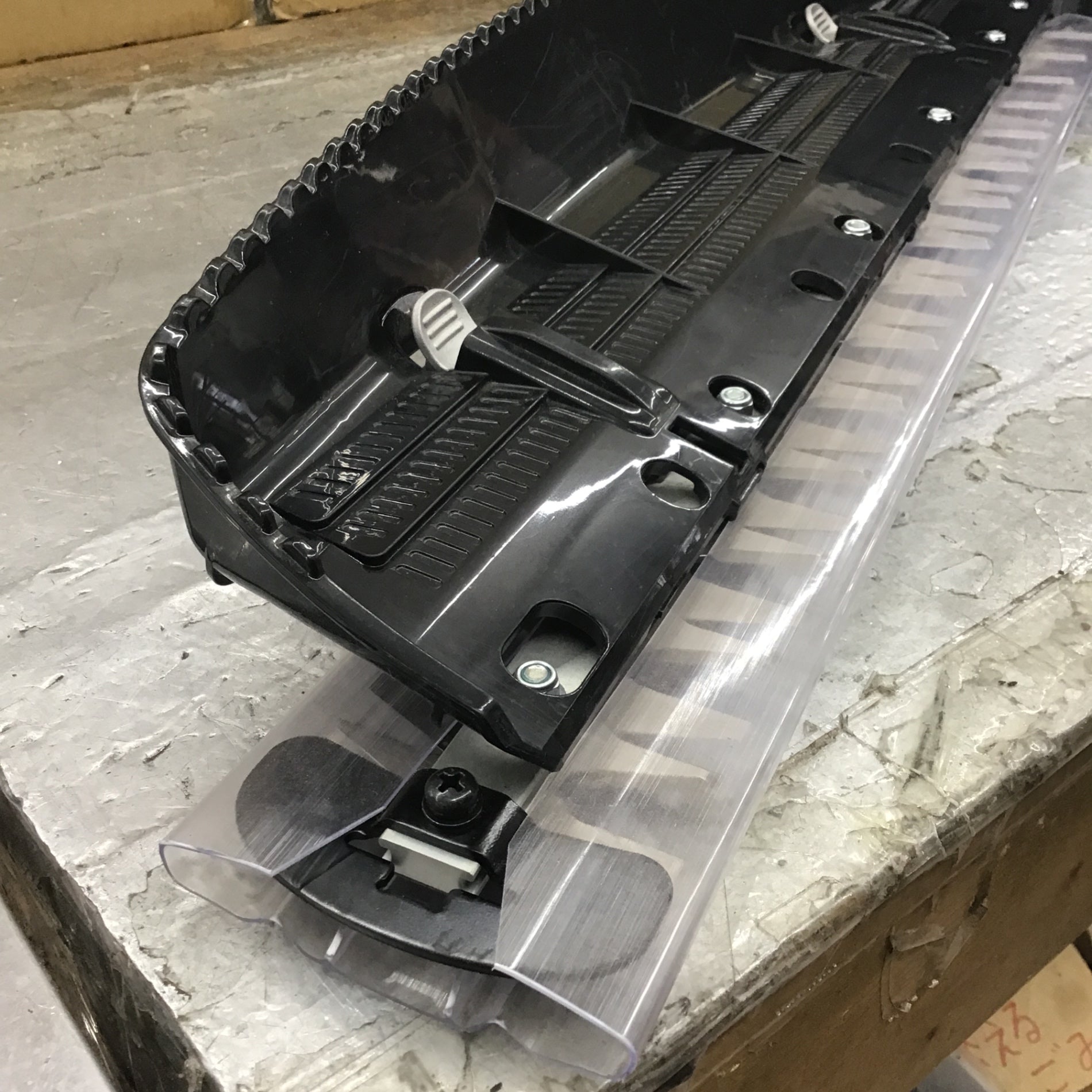 〇マキタ(makita) コードレスヘッジトリマー MUH002GZ【所沢店