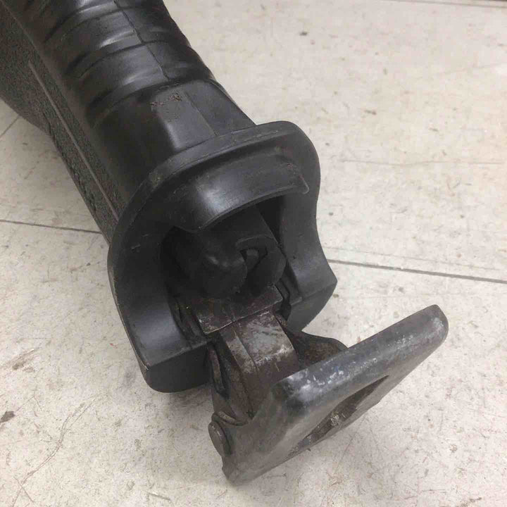 【中古品】 マキタ/makita コードレスレシプロソー JR187DZ 【鴻巣店】