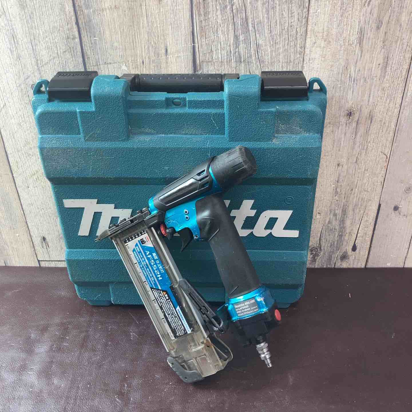 【中古品】マキタ(makita) 高圧フィニッシュネイラ AF552HM 高圧 ケース付属【東大和店】 中古品】マキタ(makita) 高圧フィニッシュネイラ AF552HM 高圧 ケース