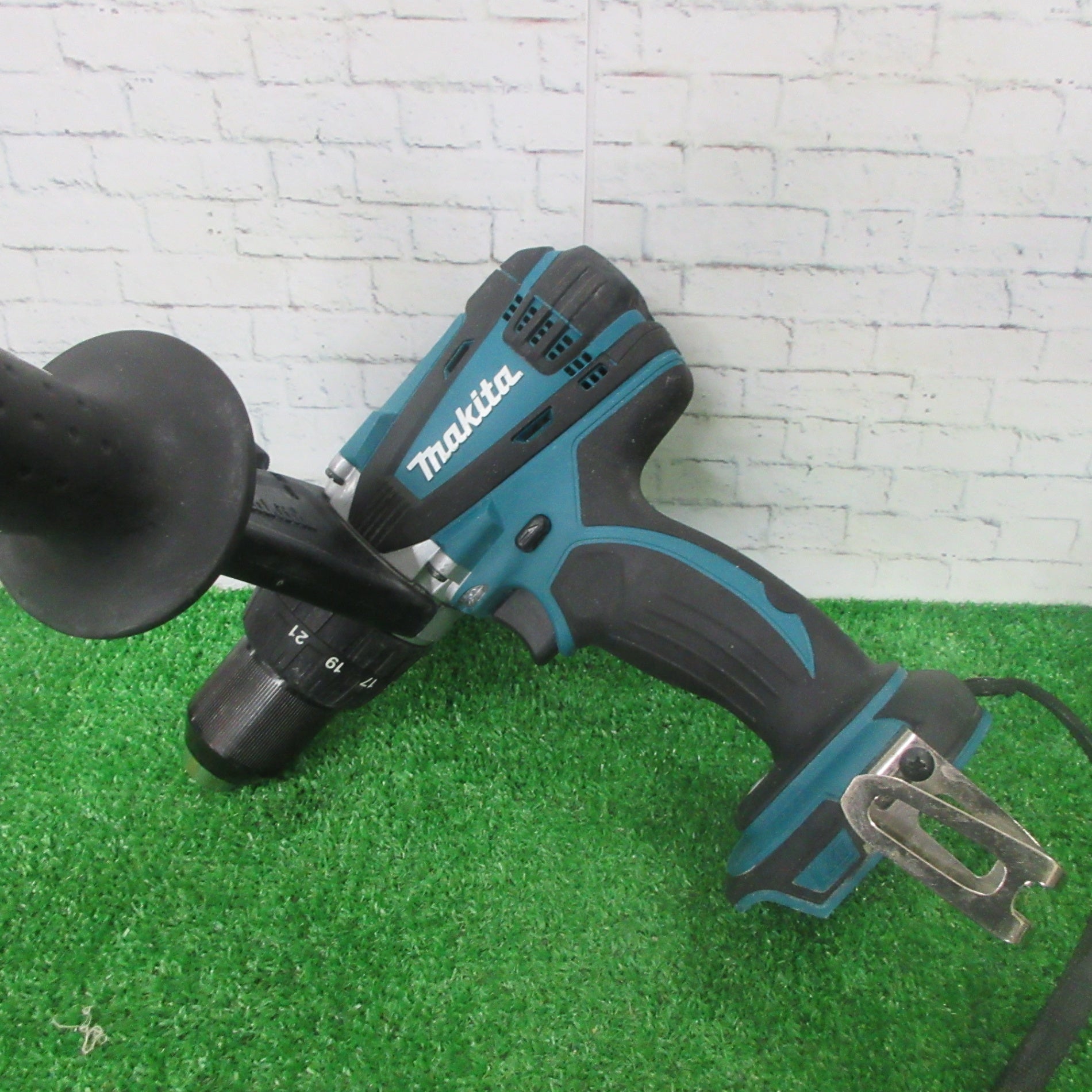 ☆マキタ(makita) コードレス振動ドリルドライバー HP458DZ【町田店