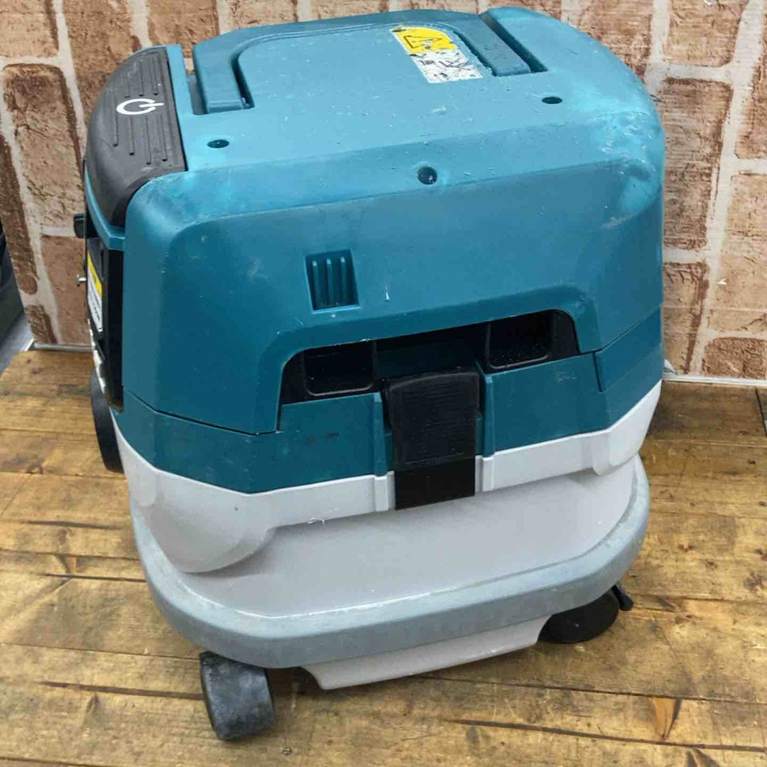 ★マキタ(makita) 集じん機 乾式 VC0830 連動機能【所沢店】