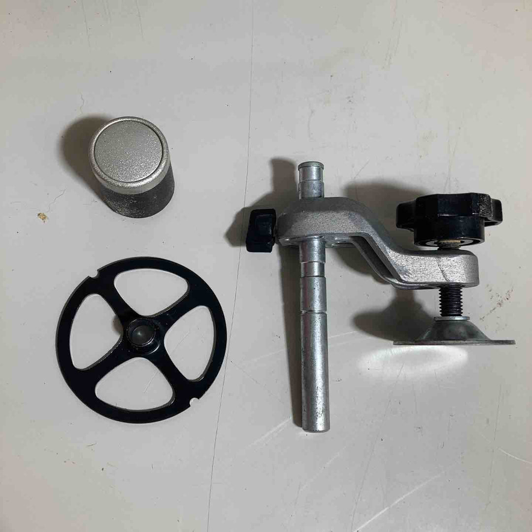 ☆マキタ(makita) ルーター RP0910【戸田店】