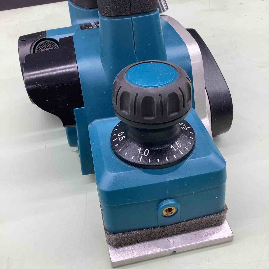 ★マキタ(makita) コードレスカンナ KP180DZ【越谷店】