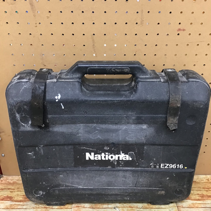 〇パナソニック(Panasonic) コードレス全ネジカッター(黒)本体 EZ3561X-B【川崎店】