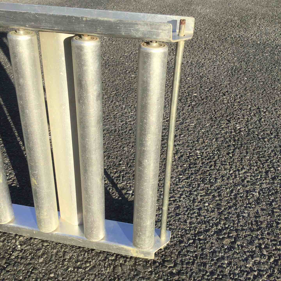 【現状品 / 店頭受取り限定】 ローラーコンベヤ メーカー / 型式不明 【鴻巣店】