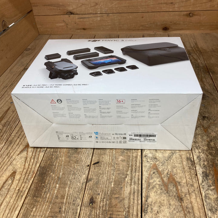 ★DJI ドローン DJI Mavic 3 Pro Fly More コンボ(DJI RC Pro付属 WM2624)【所沢店】