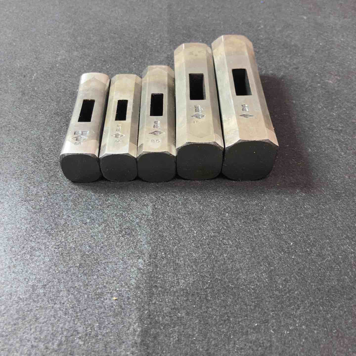 【未使用(店頭展示品)】玄翁(玄能)菱貫 60(四角)・60(八角)・80・100・120(匁) 5本まとめ 総重量：1.96Kg【東大和店】
