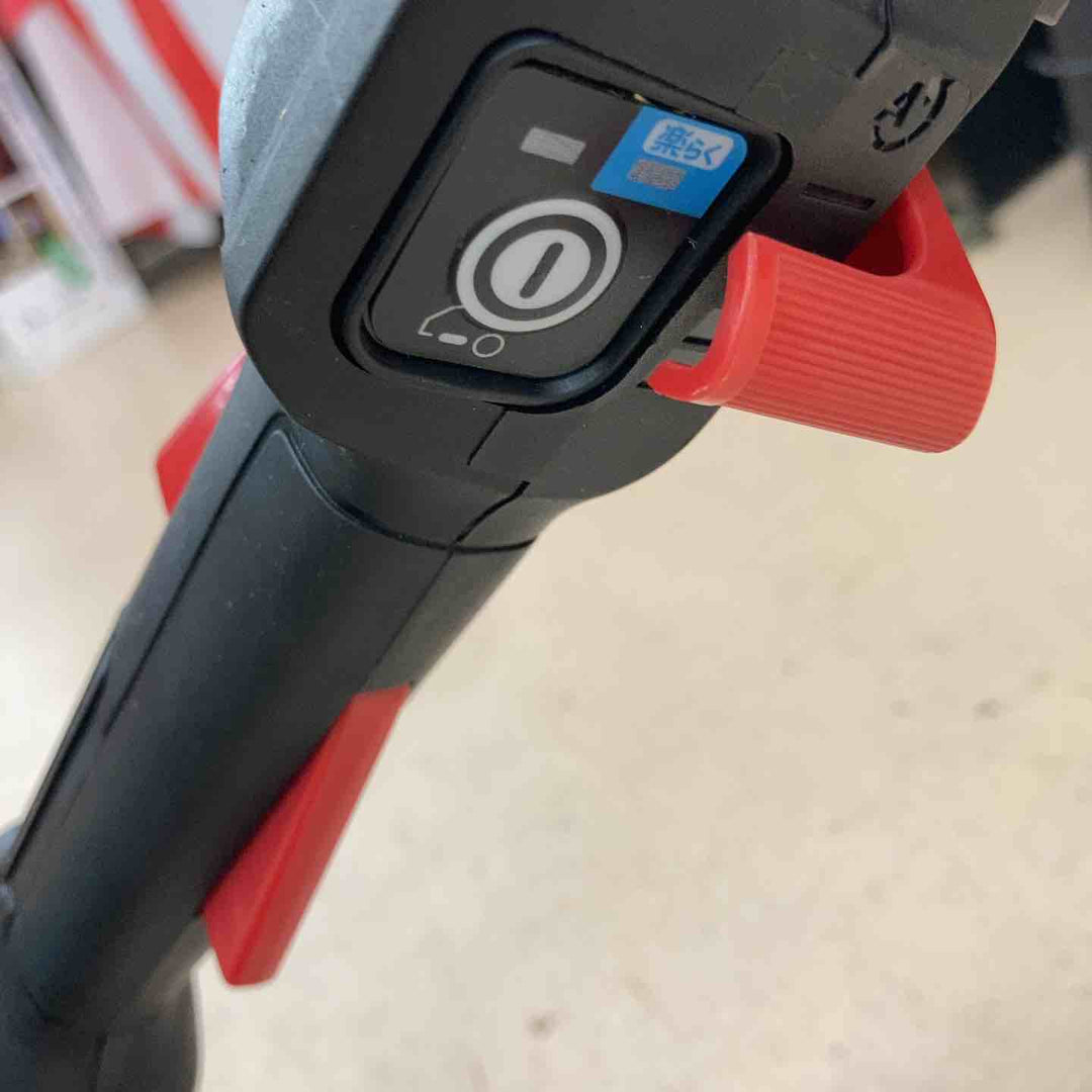 【中古品/店頭受取り限定】マキタ(makita) コードレス刈払機 MUR195UDZ 18V 草刈り【東大和店】