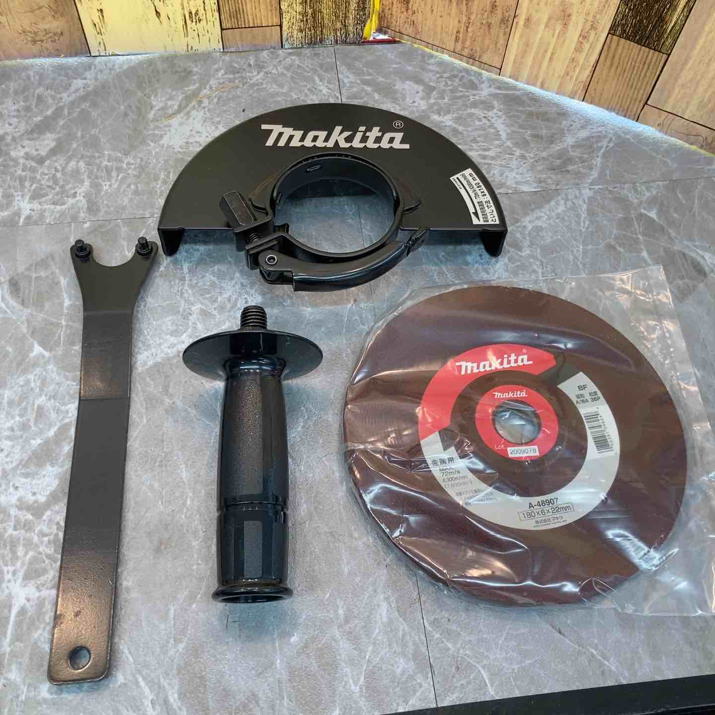 ☆マキタ(makita) 180mm電子ディスクグラインダ GA7011C【八潮店