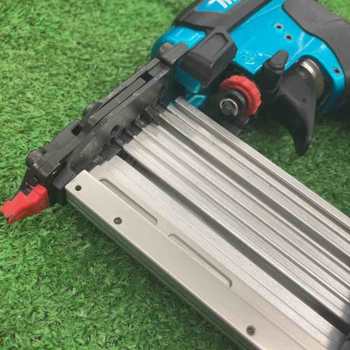 【中古品】 マキタ/makita 高圧ピンネイラ AF502HPM 【桶川店】