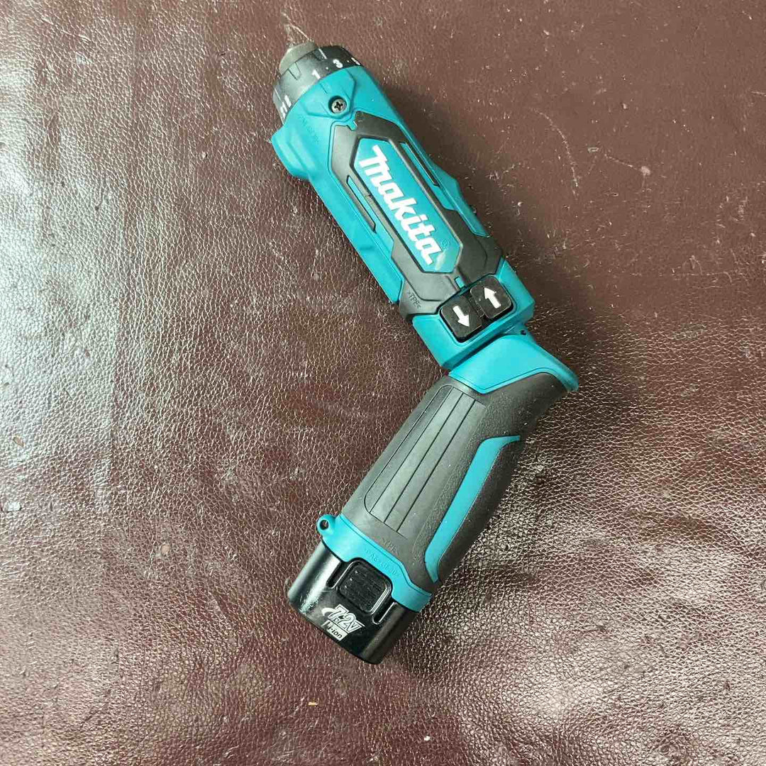 【中古品】★マキタ(makita) コードレスペンドリルドライバー DF012DSH【東大和店】