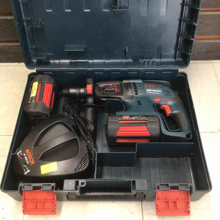◇ボッシュ(BOSCH) コードレスハンマドリル GBH36VF-LI ケース(36V2.6Ahバッテリー*2、充電器)【鴻巣店】