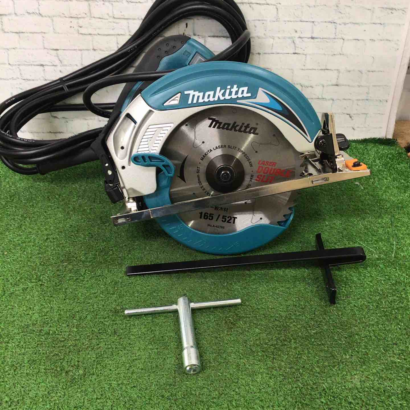 makita マルノコ 5637BA マキタ 丸鋸 【公式通販】