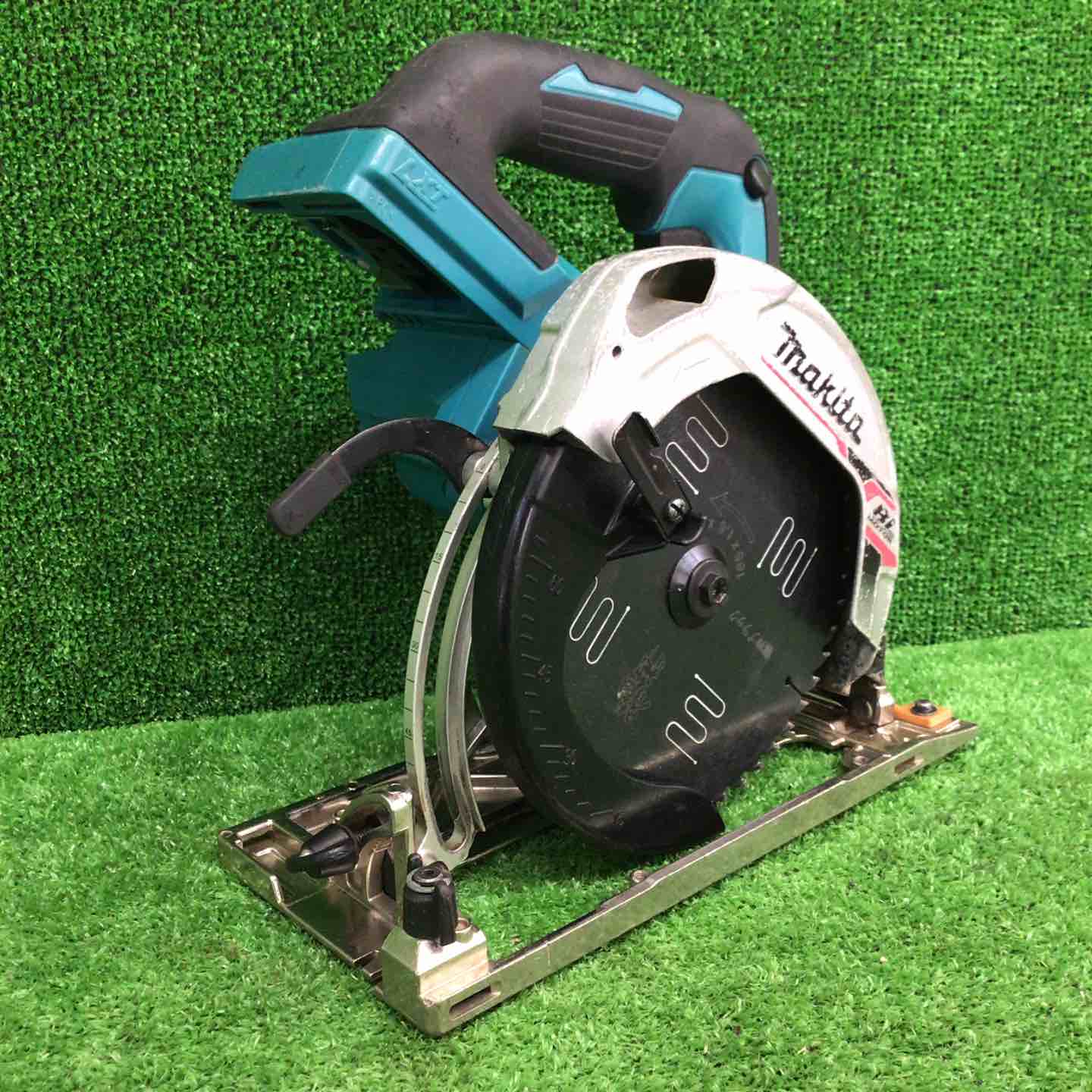 makita マキタ HS631D マルノコ 18Ｖ 本体のみ 中古品【ハンズクラフト宜野湾店】 マキタ 18V充電式マルノコ HS631DZS ※本体のみの中古 未使用品