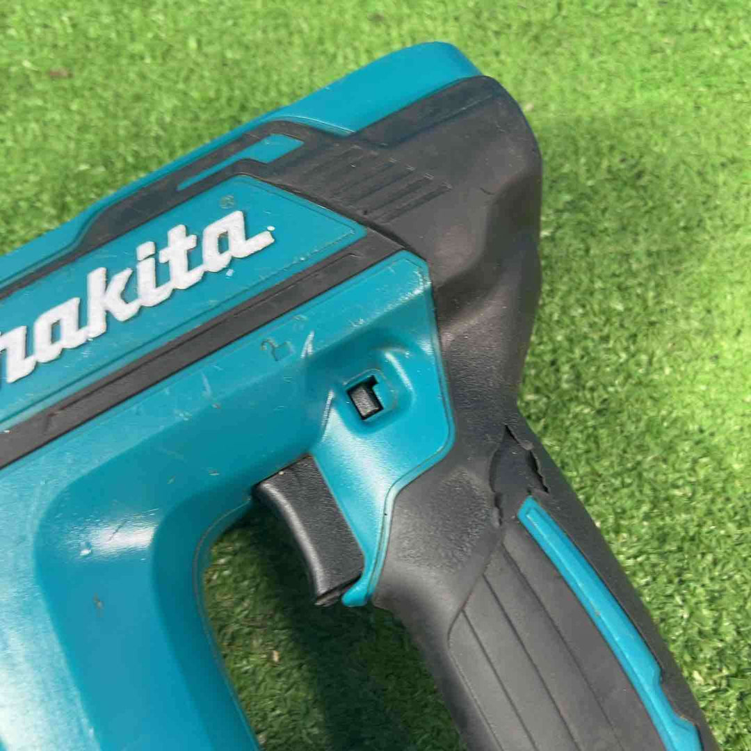 ◇マキタ 充電式35mm面木釘打ち機 FN350DZ【岩槻店】