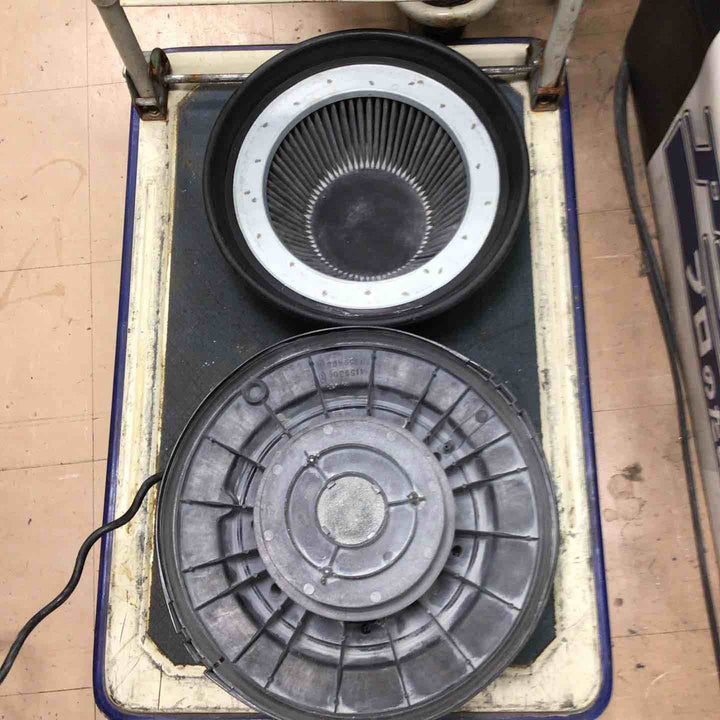 【店頭受取り限定】マキタ makita 集塵機 408【草加店】