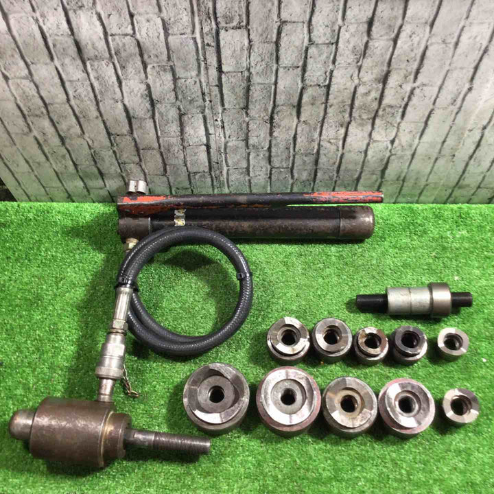 ◇泉精器(IZUMI) 手動油圧式ポンプ HP-180N【川口店】