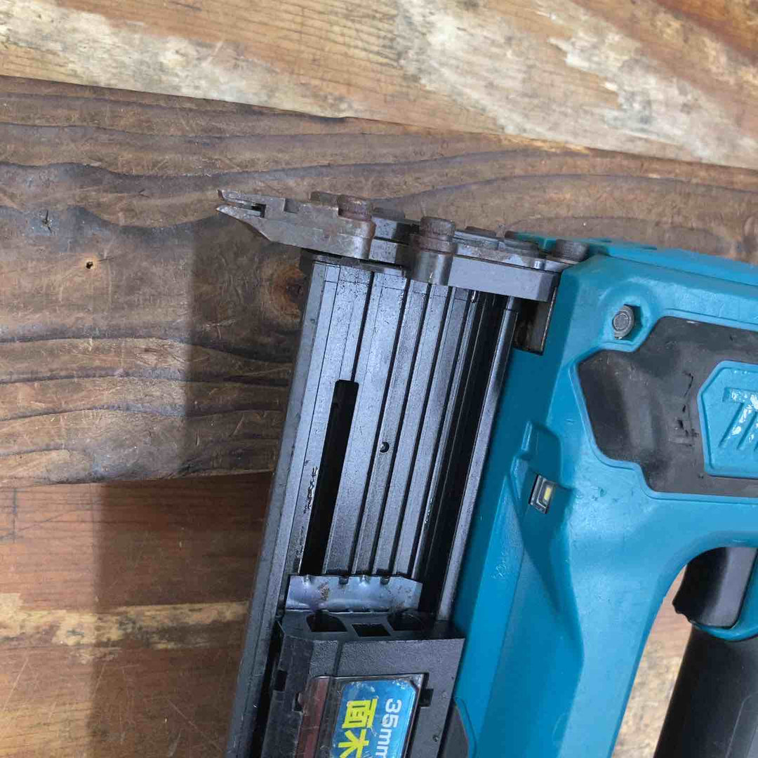 ◇マキタ 充電式35mm面木釘打ち機 FN350DZ【柏店】