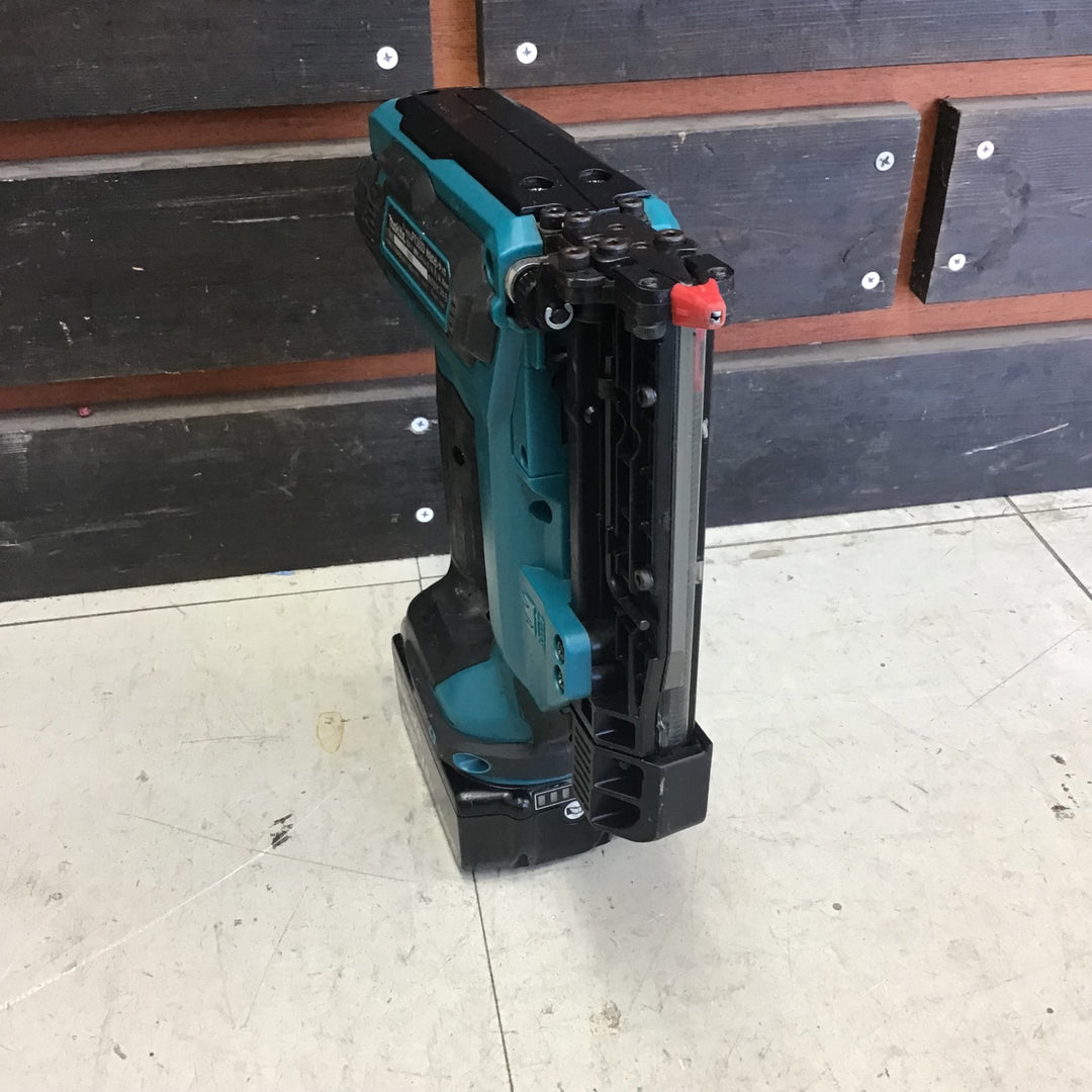 【中古品】 マキタ/makita コードレスピンネイラ PT353DRG 【鴻巣店】