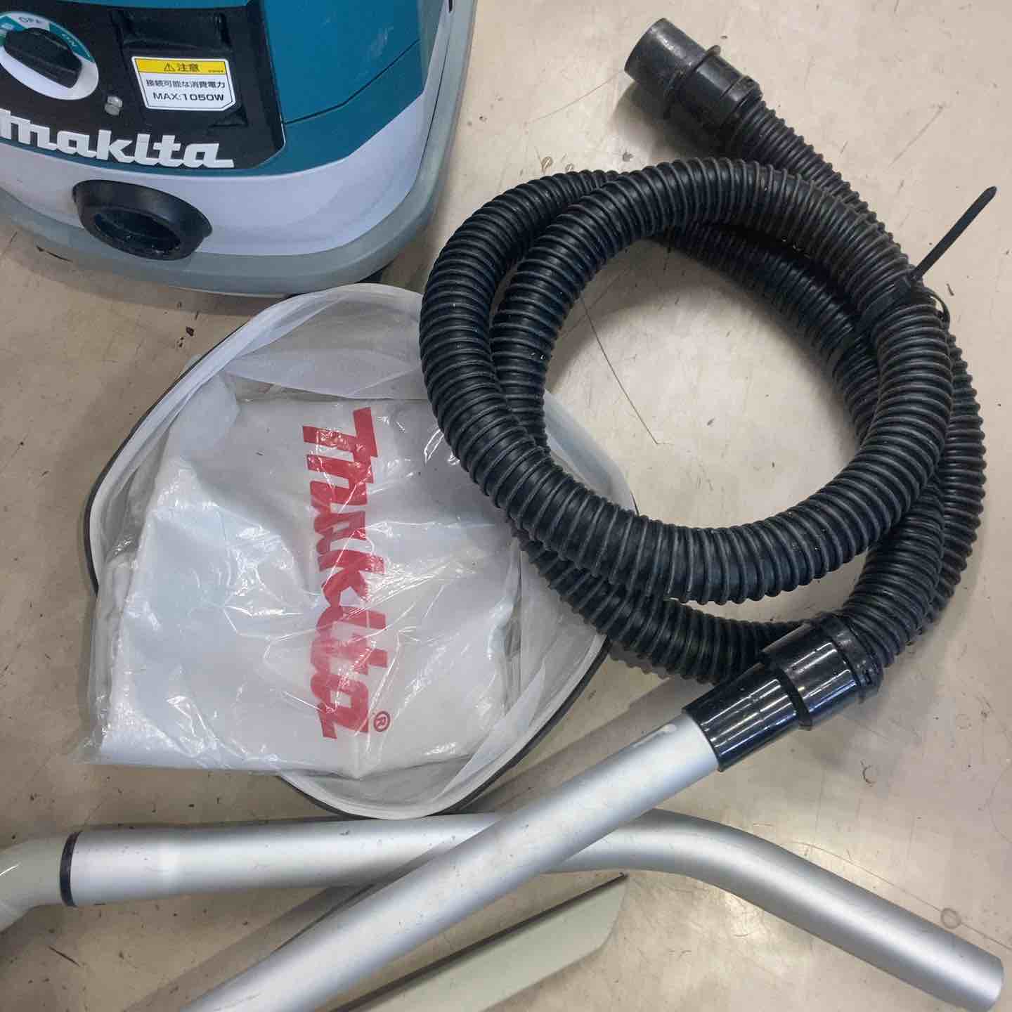 makita マキタ VC820 集じん機 中古品 ホース付【ハンズクラフト宜野湾店】